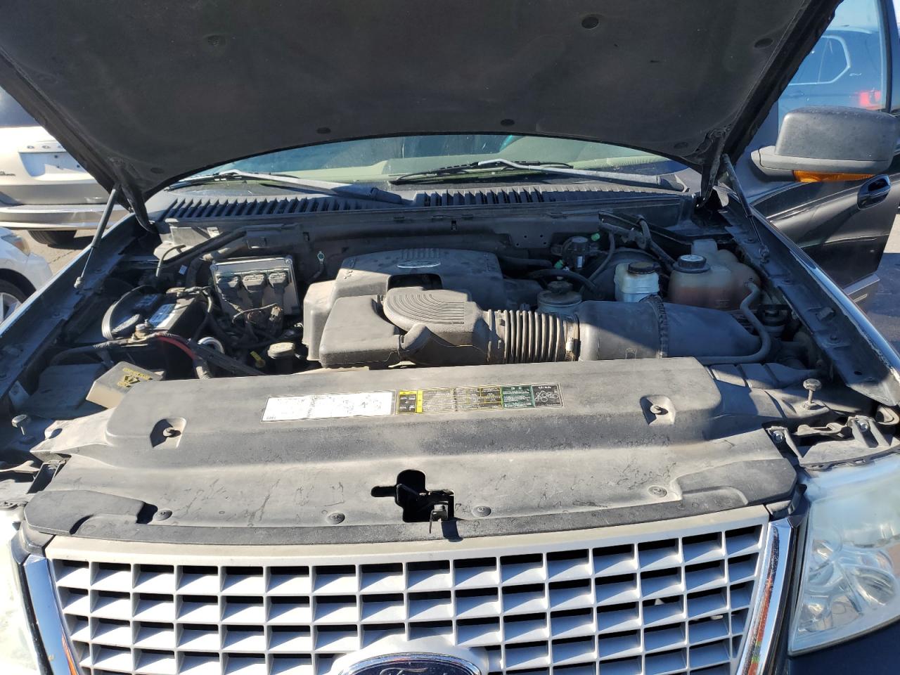 2004 Ford Expedition VIN 1FMFU18L24LB18084 Copart auction photo, rear end damage thumbnail 12