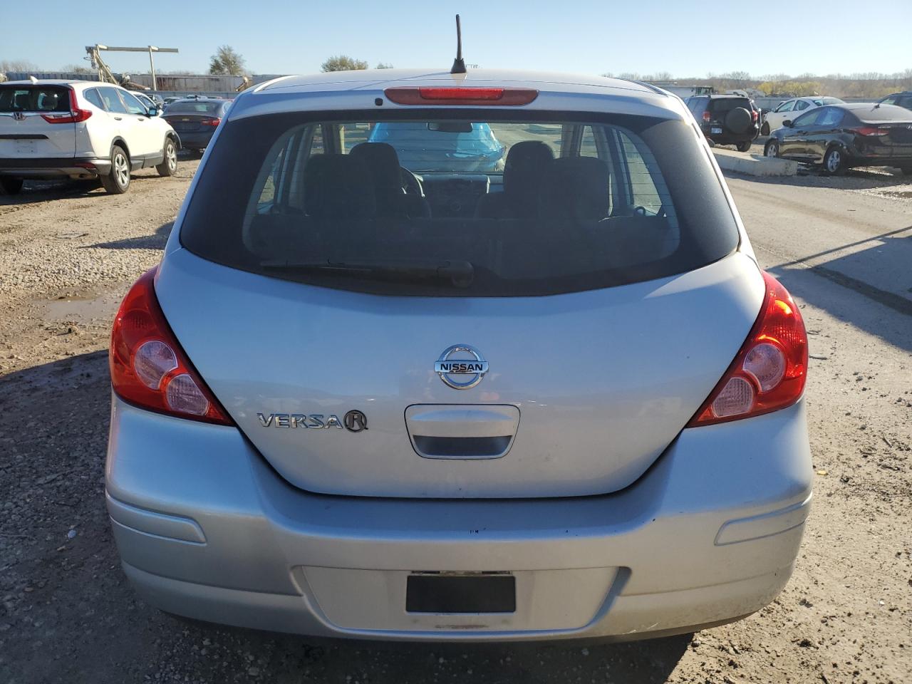 2011 Nissan Versa VIN 3N1BC1CP6BL483291 Copart auction photo, front end damage thumbnail 6