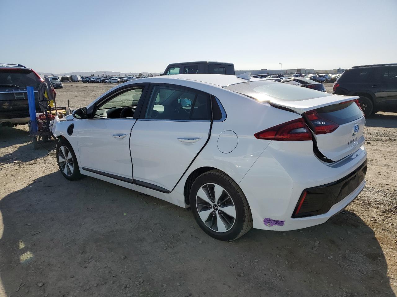 2019 Hyundai IONIQ VIN KMHC75LD0KU106962 Copart auction photo, front end damage thumbnail 2