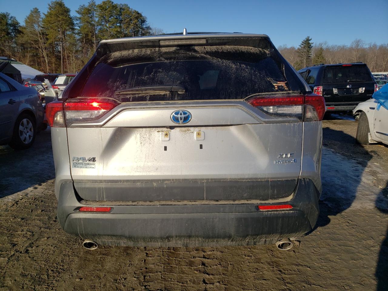 2024 Toyota RAV 4 VIN JTMRWRFV7RD251164 Copart auction photo, front end / side damage thumbnail 6