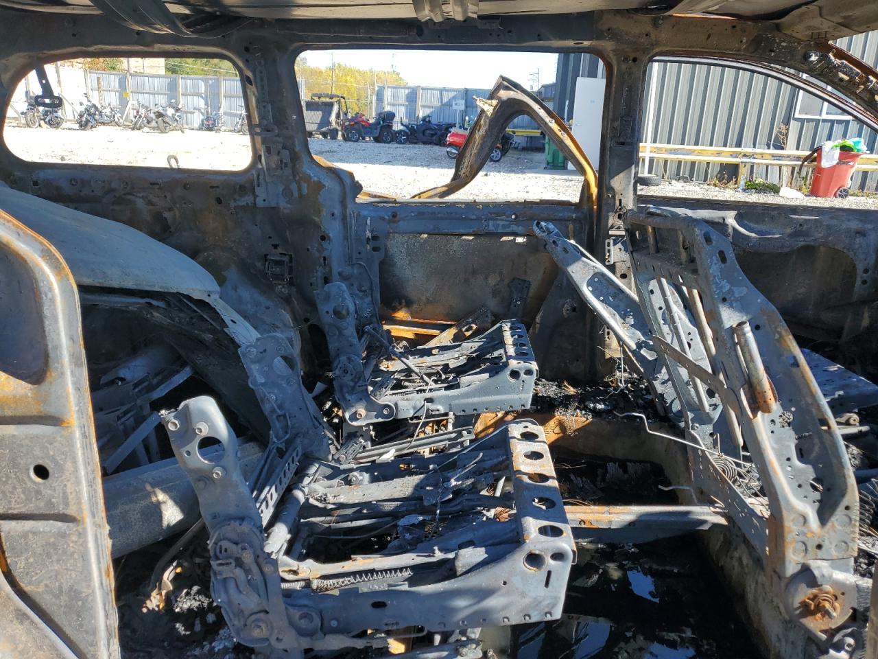 2020 Dodge Caravan VIN 2C4RDGCG5LR194967 Copart auction photo, burn damage thumbnail 11
