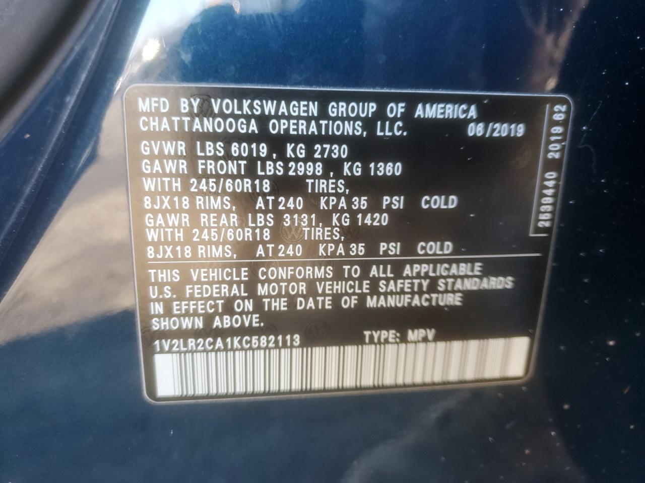 2019 Volkswagen Atlas VIN 1V2LR2CA1KC582113 Copart auction photo, vandalism / minor dent/scratches damage thumbnail 13
