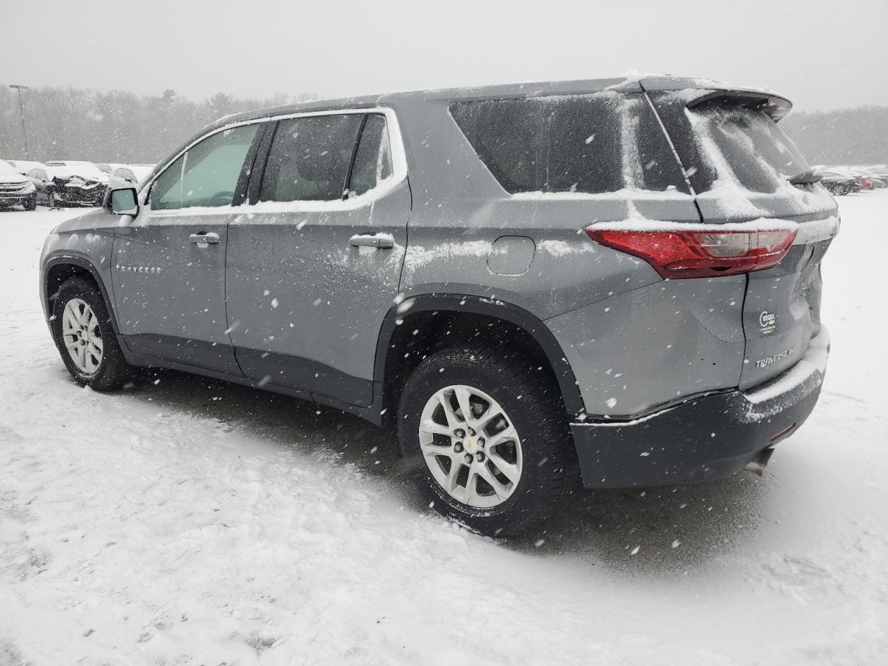 2019 Chevrolet Traverse VIN 1GNEVFKW4KJ101185 Copart auction photo, rear end / front end damage thumbnail 2