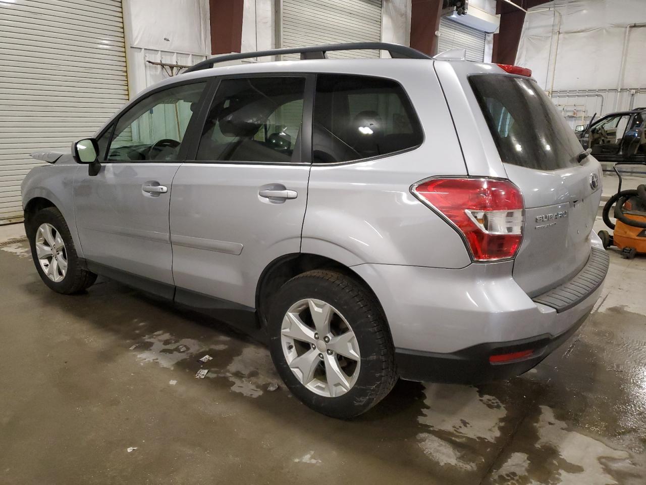 2016 Subaru Forester VIN JF2SJADC6GH517638 Copart auction photo, front end damage thumbnail 2