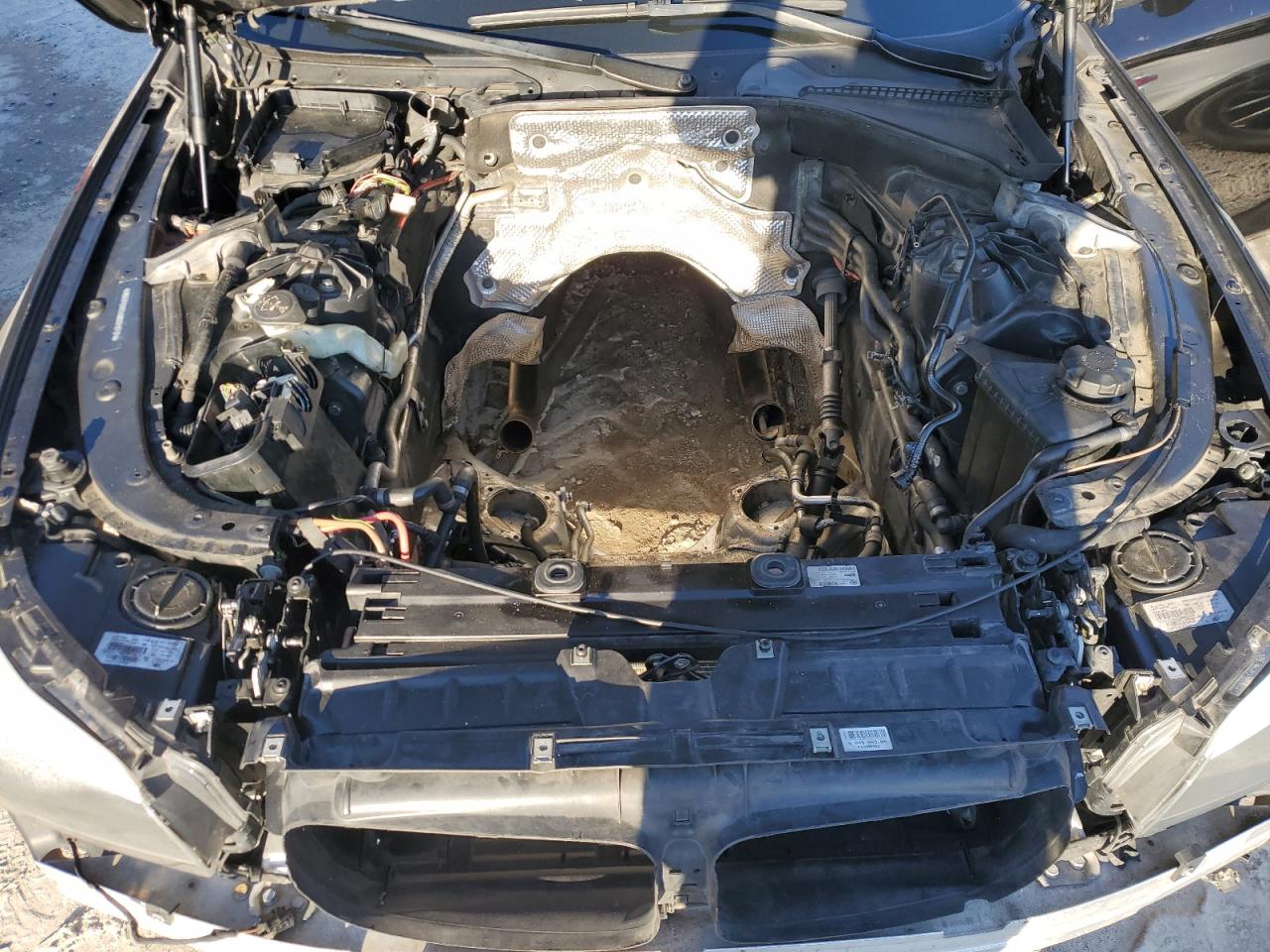 2013 BMW 5er VIN WBAFR9C54DDX79717 Copart auction photo, front end damage thumbnail 11