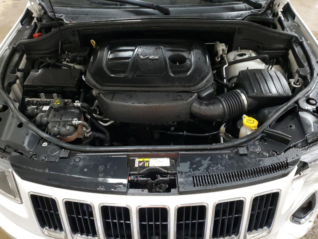 2016 Jeep Grand Cherokee VIN 1C4RJFBG3GC402427 Copart auction photo, side / front end damage thumbnail 12
