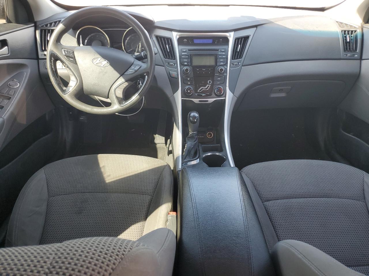2012 Hyundai Sonata VIN 5NPEB4AC7CH480111 Copart auction photo, side / rear end damage thumbnail 8