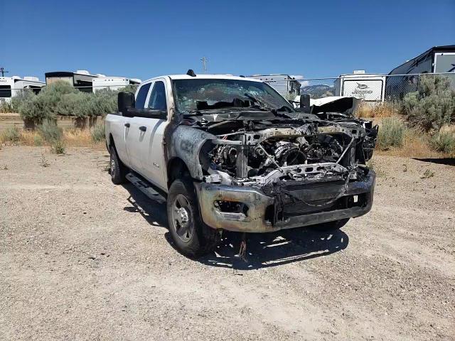 2019 RAM 3500 VIN 3C63R3GLXKG724787 Copart auction photo, burn / rear end damage thumbnail 11
