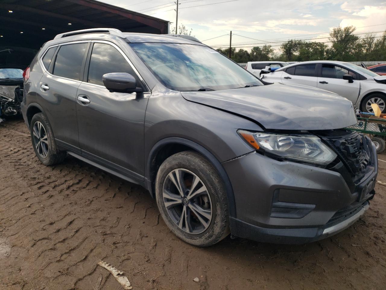 2019 Nissan Rogue VIN 5N1AT2MT7KC784220 Copart auction photo, front end / mechanical damage thumbnail 4