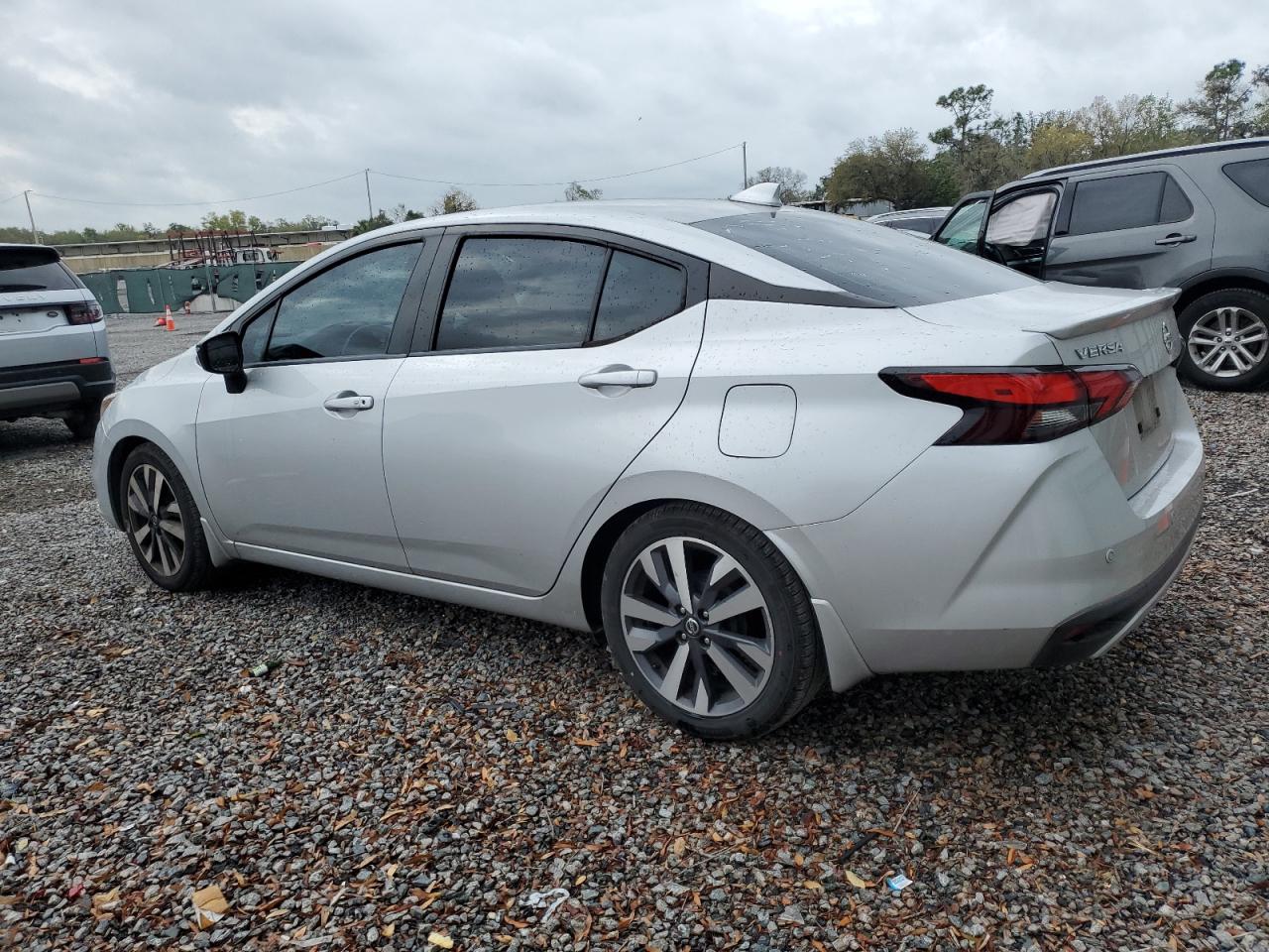 2020 Nissan Versa VIN 3N1CN8FV3LL805761 Copart auction photo, side / rear end damage thumbnail 2