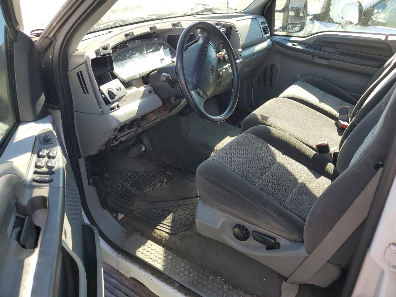 2002 Ford F250 VIN 1FTNW21L22EB68544 Copart auction photo, all over damage thumbnail 8