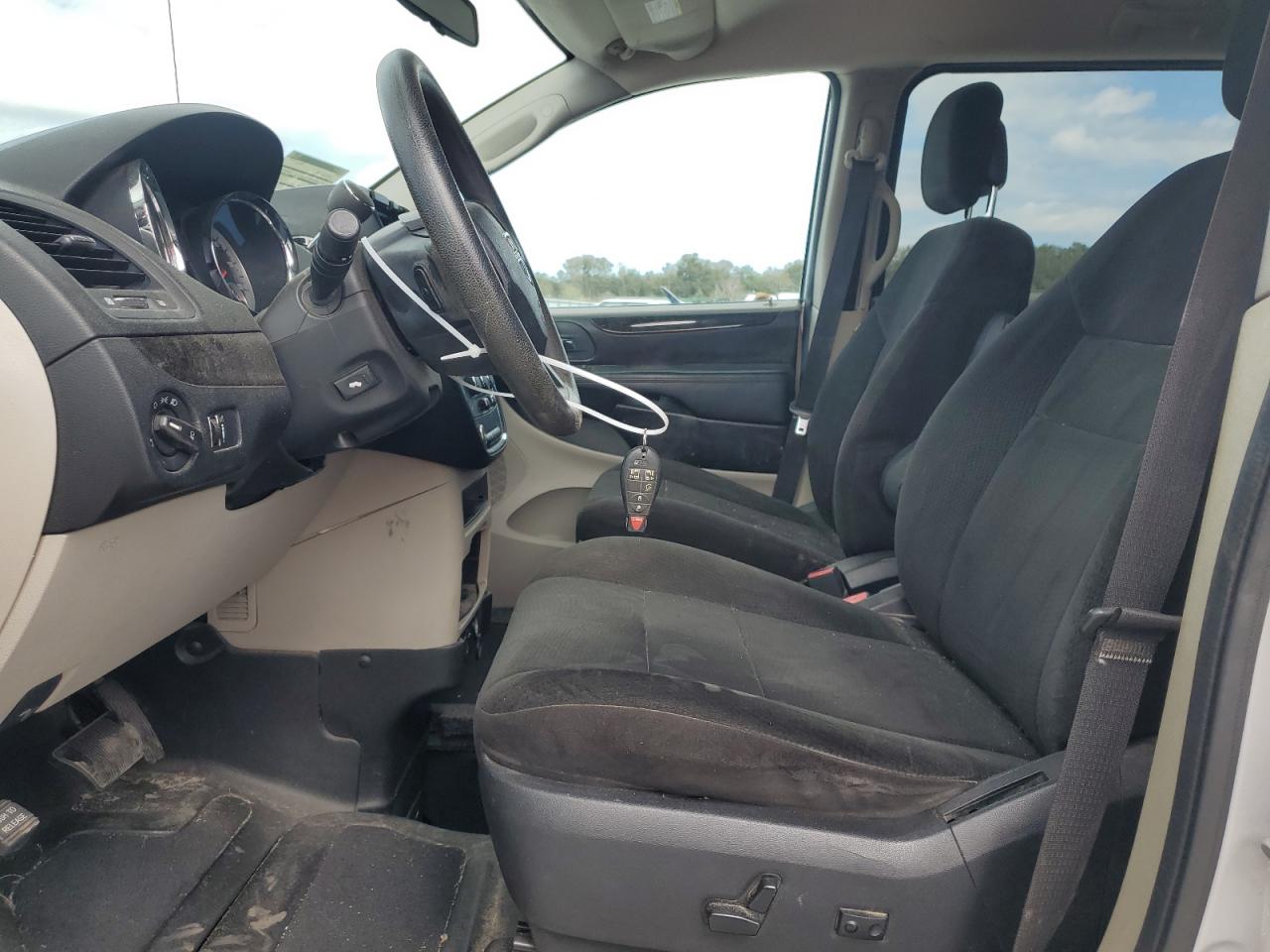 2012 Dodge Caravan VIN 2C4RDGCG1CR147287 Copart auction photo, front end damage thumbnail 7