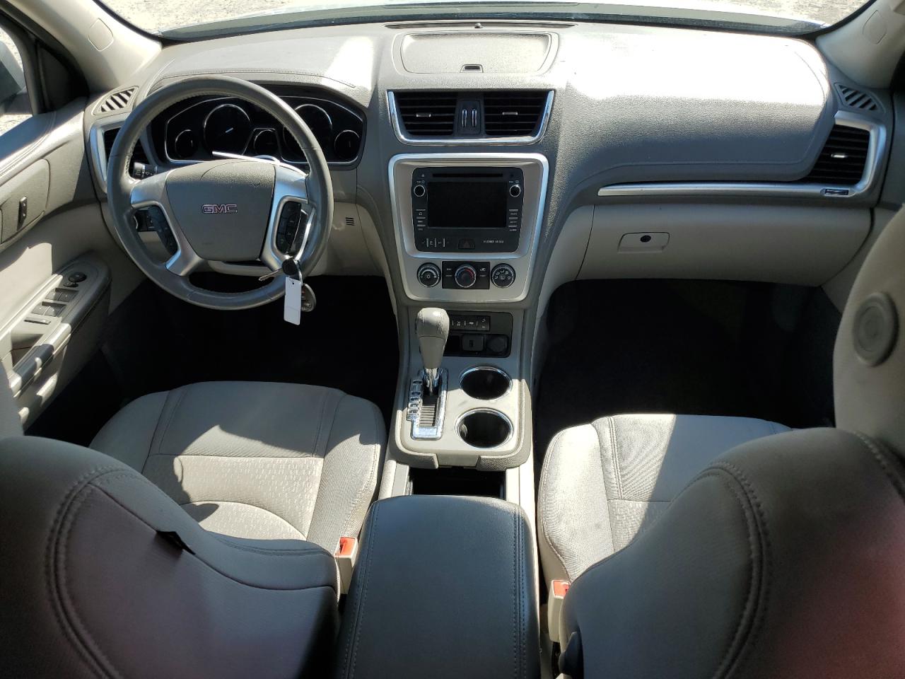 2015 GMC Acadia VIN 1GKKRPKD3FJ289146 Copart auction photo, rear end / minor dent/scratches damage thumbnail 8