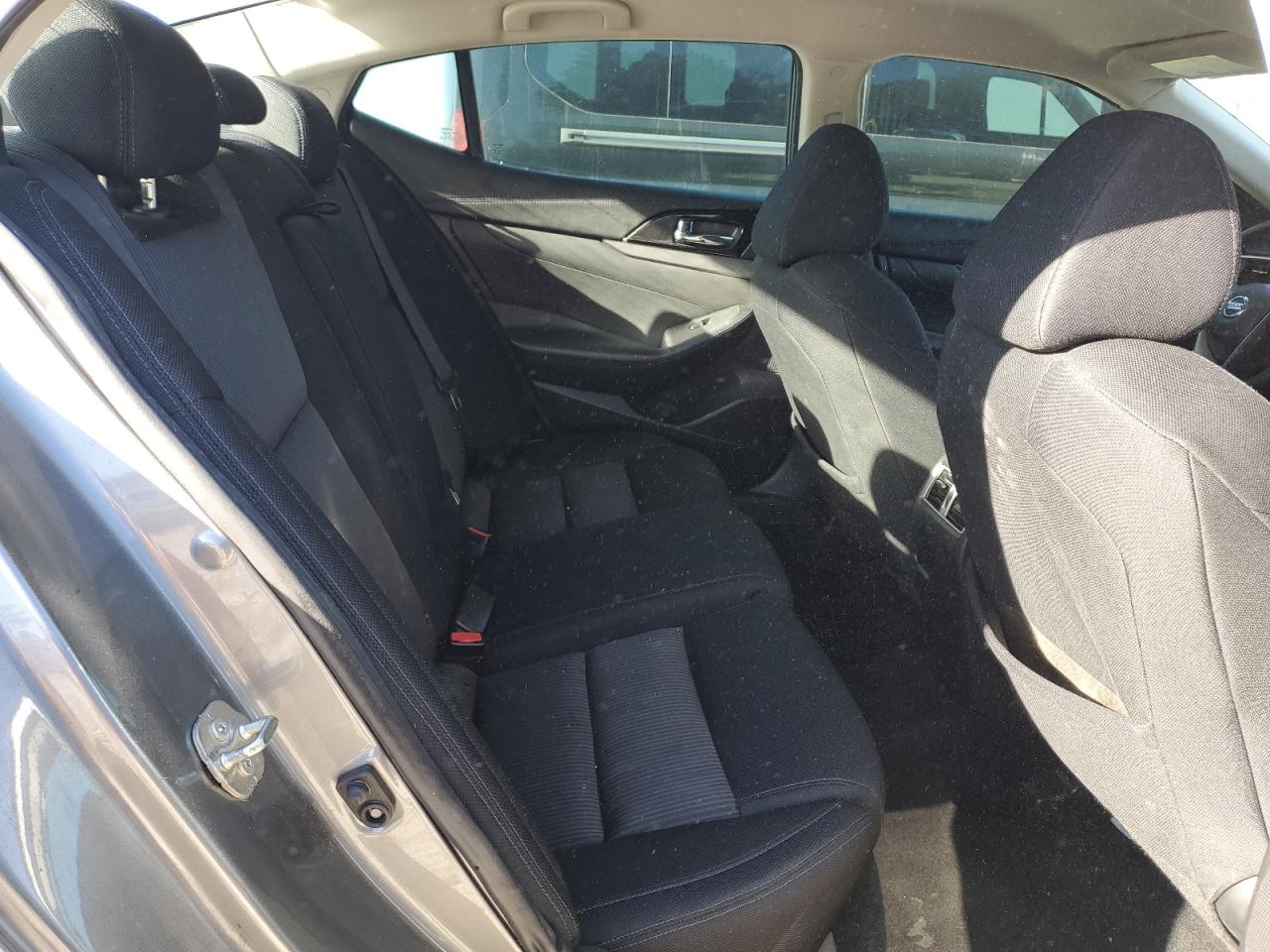 2017 Nissan Maxima VIN 1N4AA6APXHC437911 Copart auction photo, undercarriage / front end damage thumbnail 10