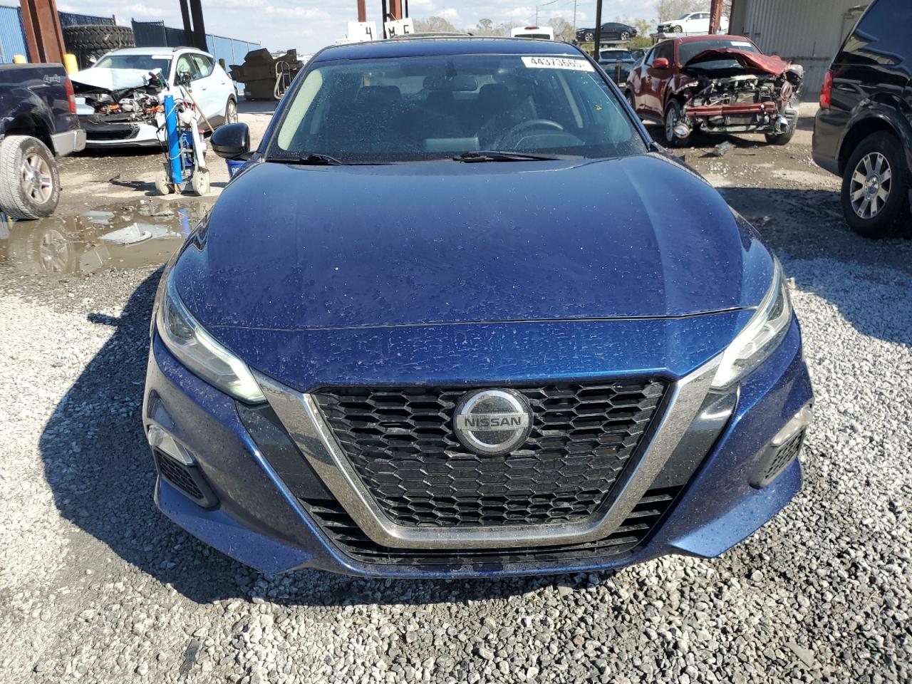 2019 Nissan Altima VIN 1N4BL4CV4KC125587 Copart auction photo, side damage thumbnail 5