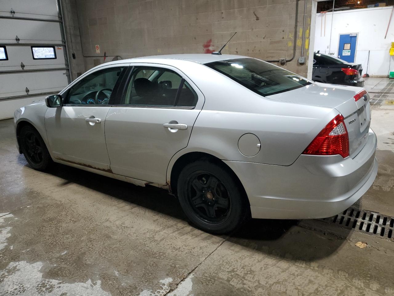 2010 Ford Fusion VIN 3FAHP0HA3AR136142 Copart auction photo, side damage thumbnail 2