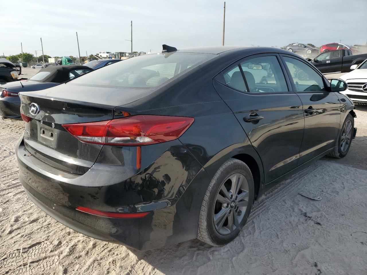 2017 Hyundai Elantra VIN 5NPD84LF7HH016969 Copart auction photo, front end / minor dent/scratches damage thumbnail 3