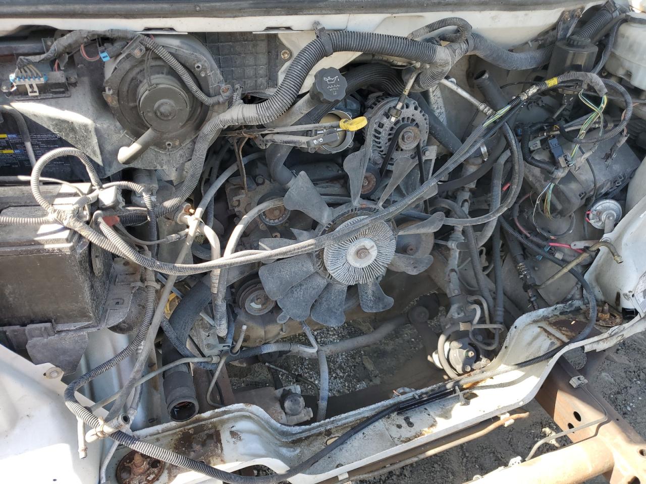 2008 GMC Savana VIN 1GDGG31C081911113 Copart auction photo, front end damage thumbnail 12
