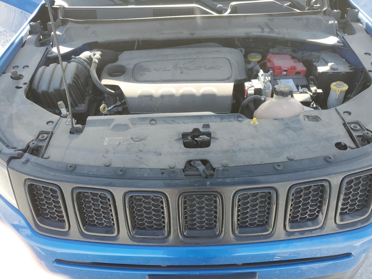 2019 Jeep Compass VIN 3C4NJCBB8KT692274 Copart auction photo, side / rear end damage thumbnail 12