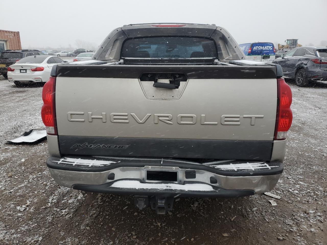 2005 Chevrolet Avalanche VIN 3GNEC12Z55G293130 Copart auction photo, front end damage thumbnail 6