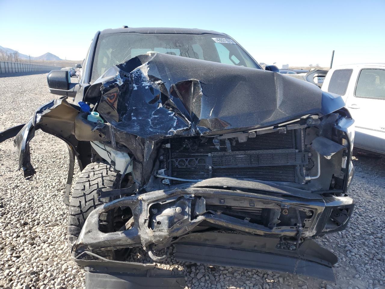 2017 Ford F-150 VIN 1FTEW1EG0HKD50292 Copart auction photo, front end damage thumbnail 5