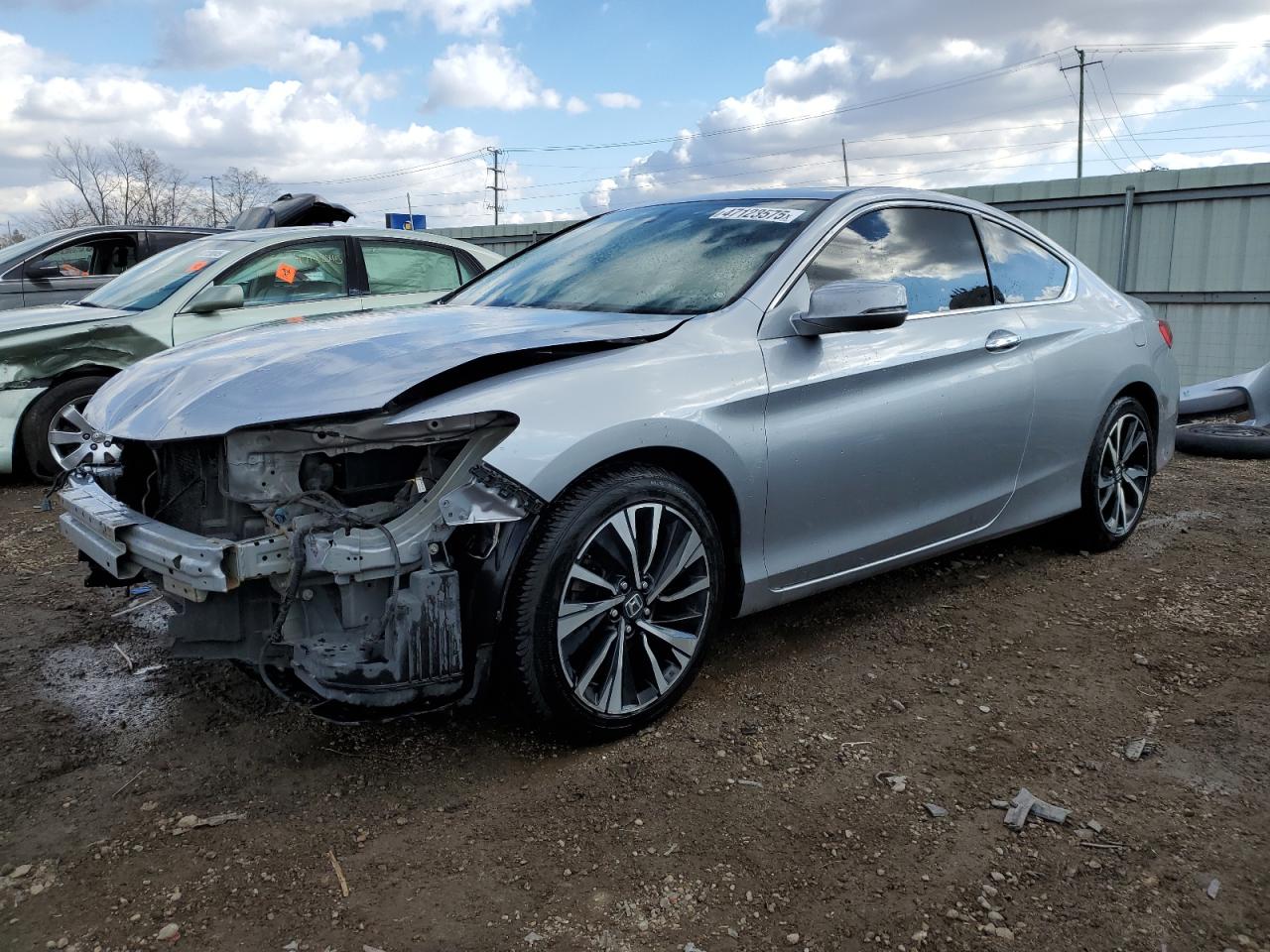 2016 Honda Accord VIN 1HGCT2B84GA008045