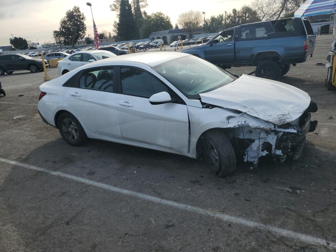 2024 Hyundai Elantra VIN KMHLL4DG6RU843432 Copart auction photo, front end / undercarriage damage thumbnail 4