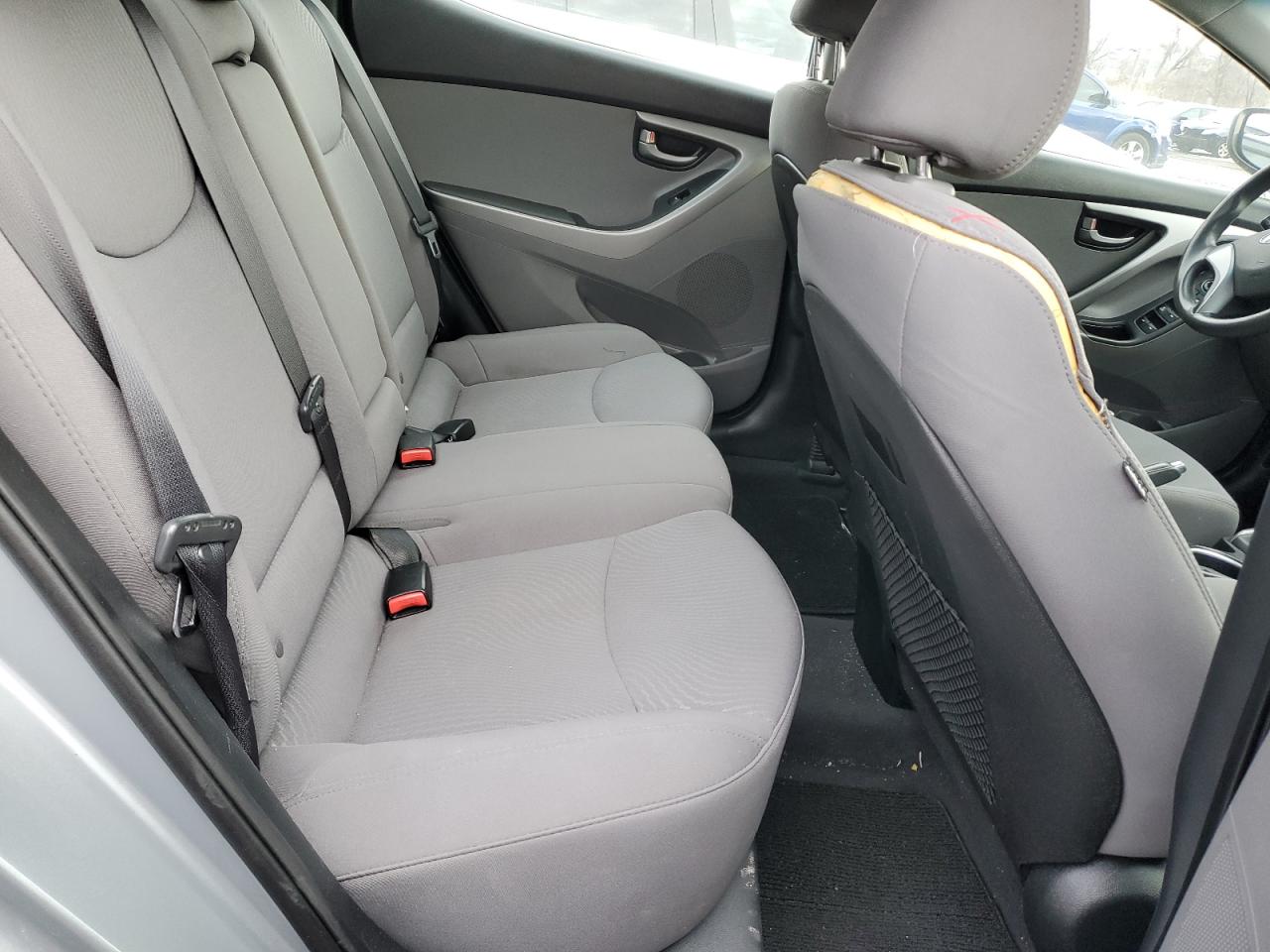 2015 Hyundai Elantra VIN 5NPDH4AE1FH586781 Copart auction photo, minor dent/scratches damage thumbnail 10