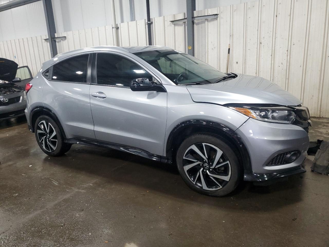 2019 Honda HR-V VIN 3CZRU6H1XKG716425 Copart auction photo, front end damage thumbnail 4