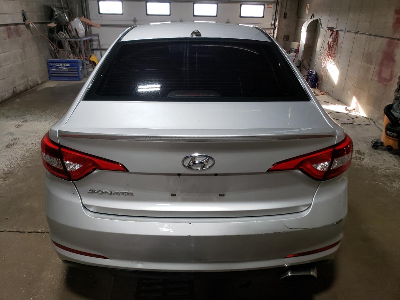 2016 Hyundai Sonata VIN 5NPE24AF9GH401991 Copart auction photo, front end / side damage thumbnail 6
