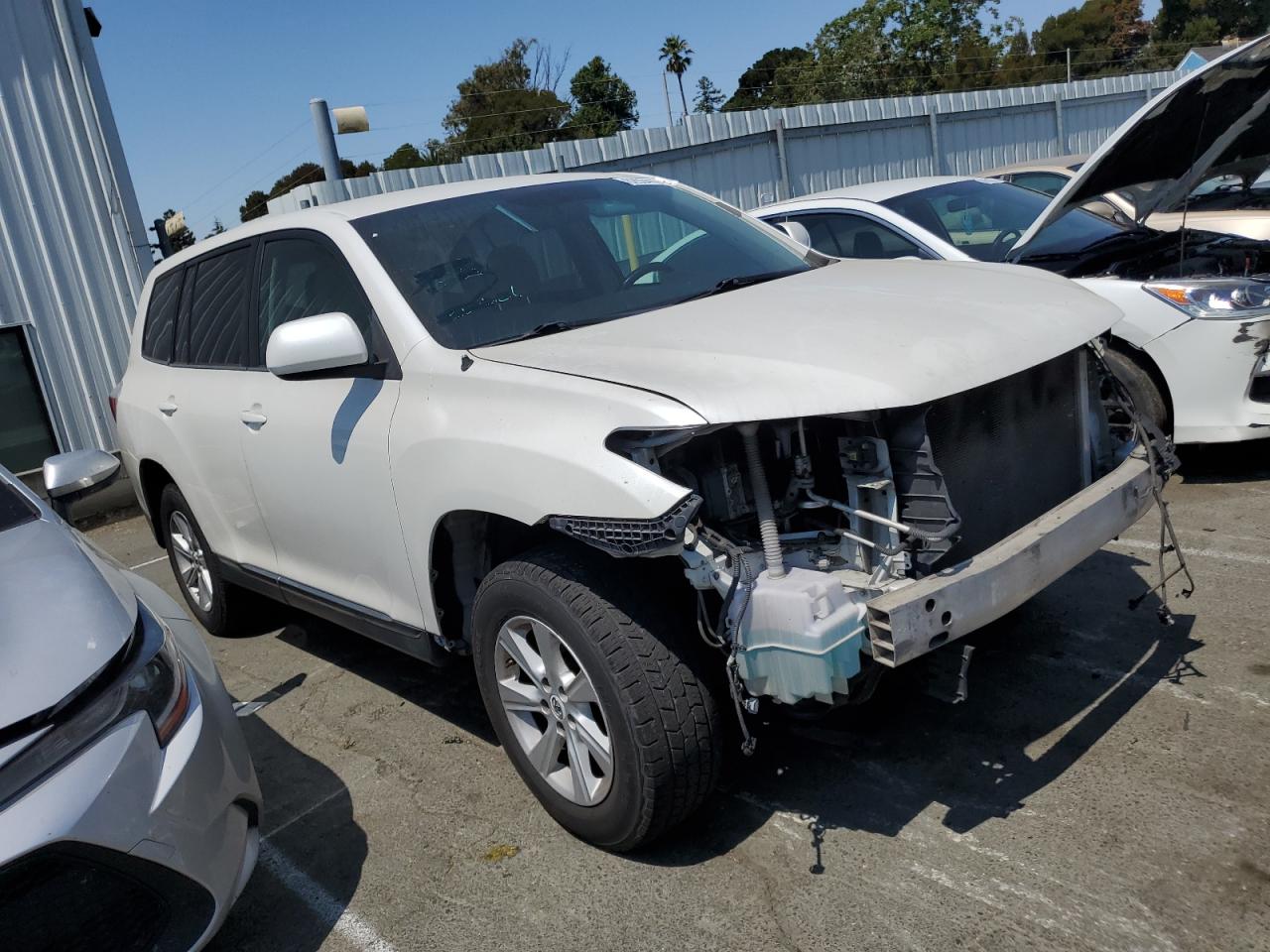 2012 Toyota Highlander VIN 5TDZK3EH4CS072550 Copart auction photo, front end / minor dent/scratches damage thumbnail 4
