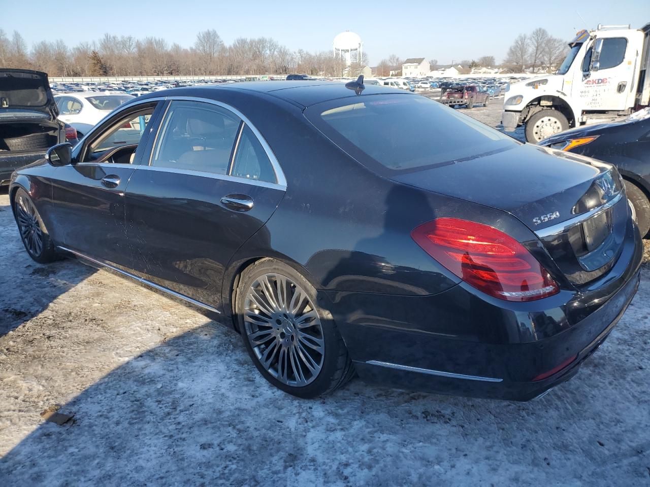 2016 Mercedes-Benz S-klasse VIN WDDUG8FB7GA250043 Copart auction photo, stripped damage thumbnail 2