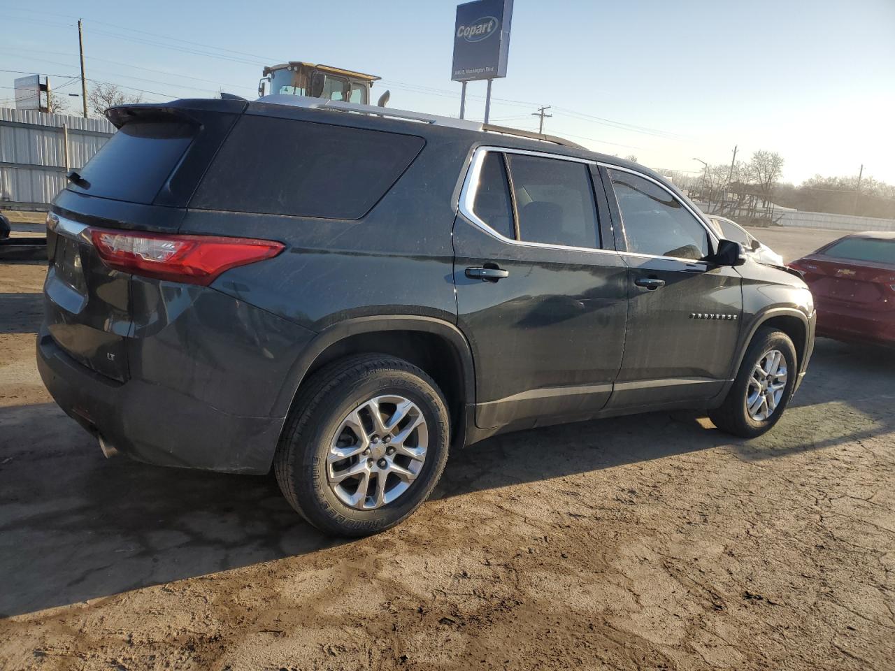 2018 Chevrolet Traverse VIN 1GNERGKW2JJ284921 Copart auction photo, front end damage thumbnail 3