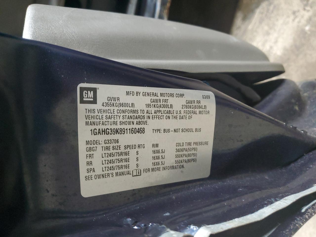 2009 Chevrolet Express VIN 1GAHG39K891160468 Copart auction photo, side / front end damage thumbnail 13