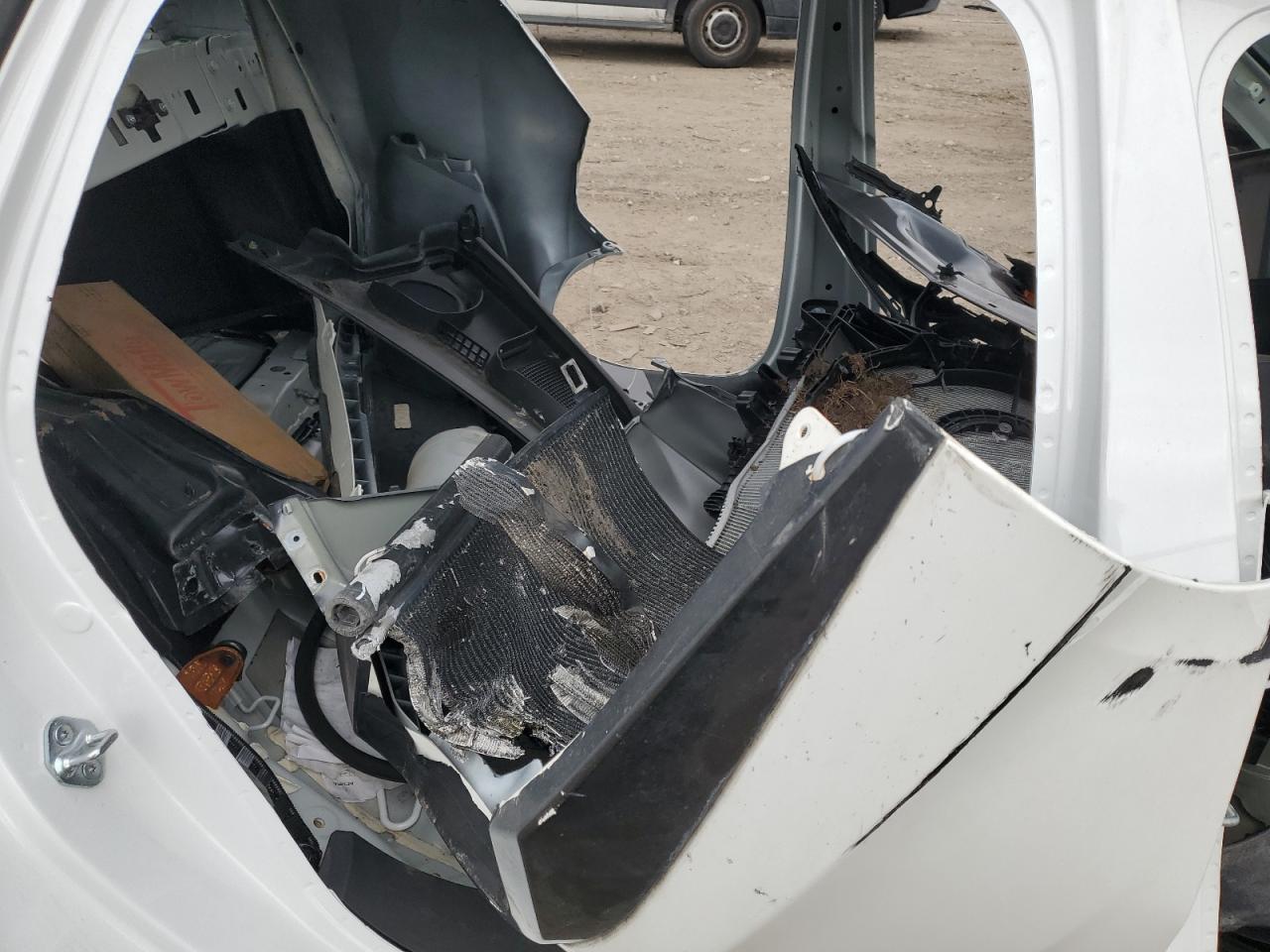 2022 Acura TLX VIN 19UUB6F56NA003683 Copart auction photo, stripped / vandalism damage thumbnail 10