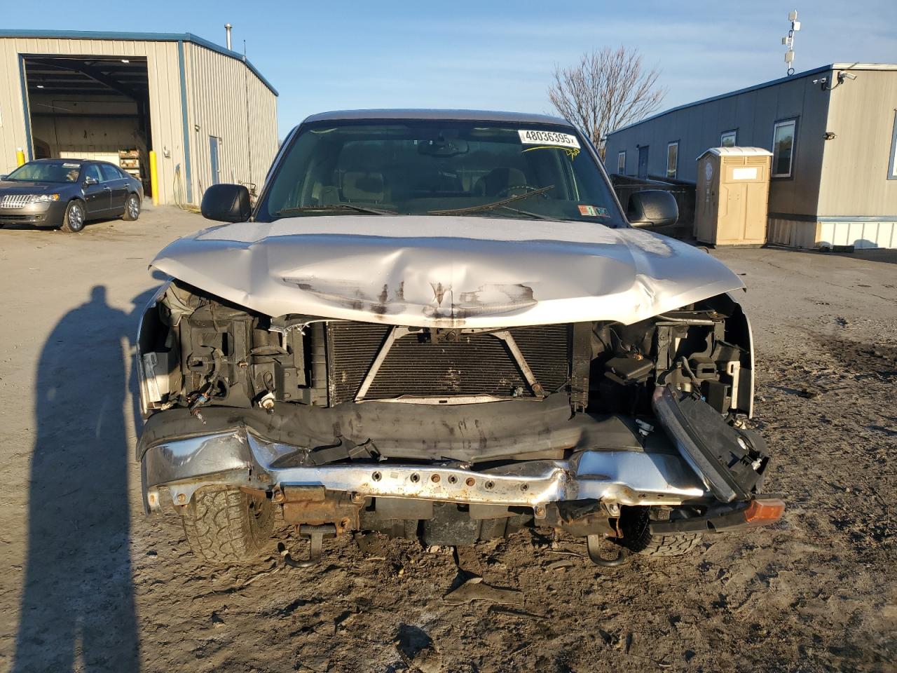 2004 Chevrolet Silverado VIN 2GCEK19V441120544 Copart auction photo, front end / side damage thumbnail 5