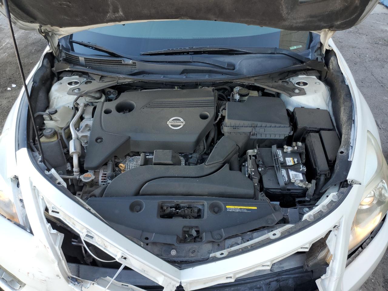 2013 Nissan Altima VIN 1N4AL3AP9DN583725 Copart auction photo, front end / minor dent/scratches damage thumbnail 11