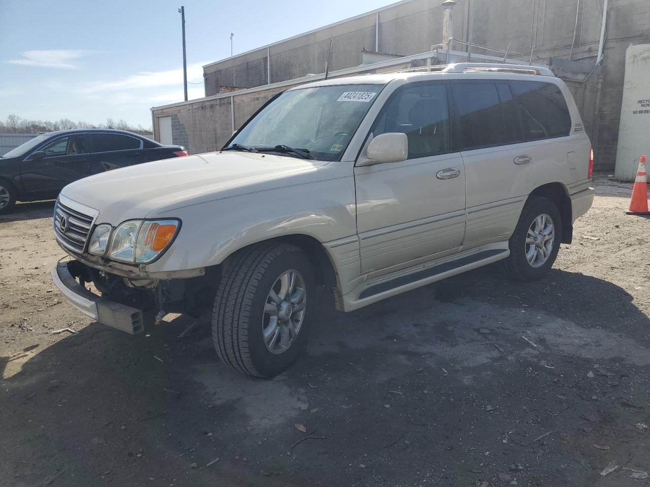 2005 Lexus LX VIN JTJHT00W753554363