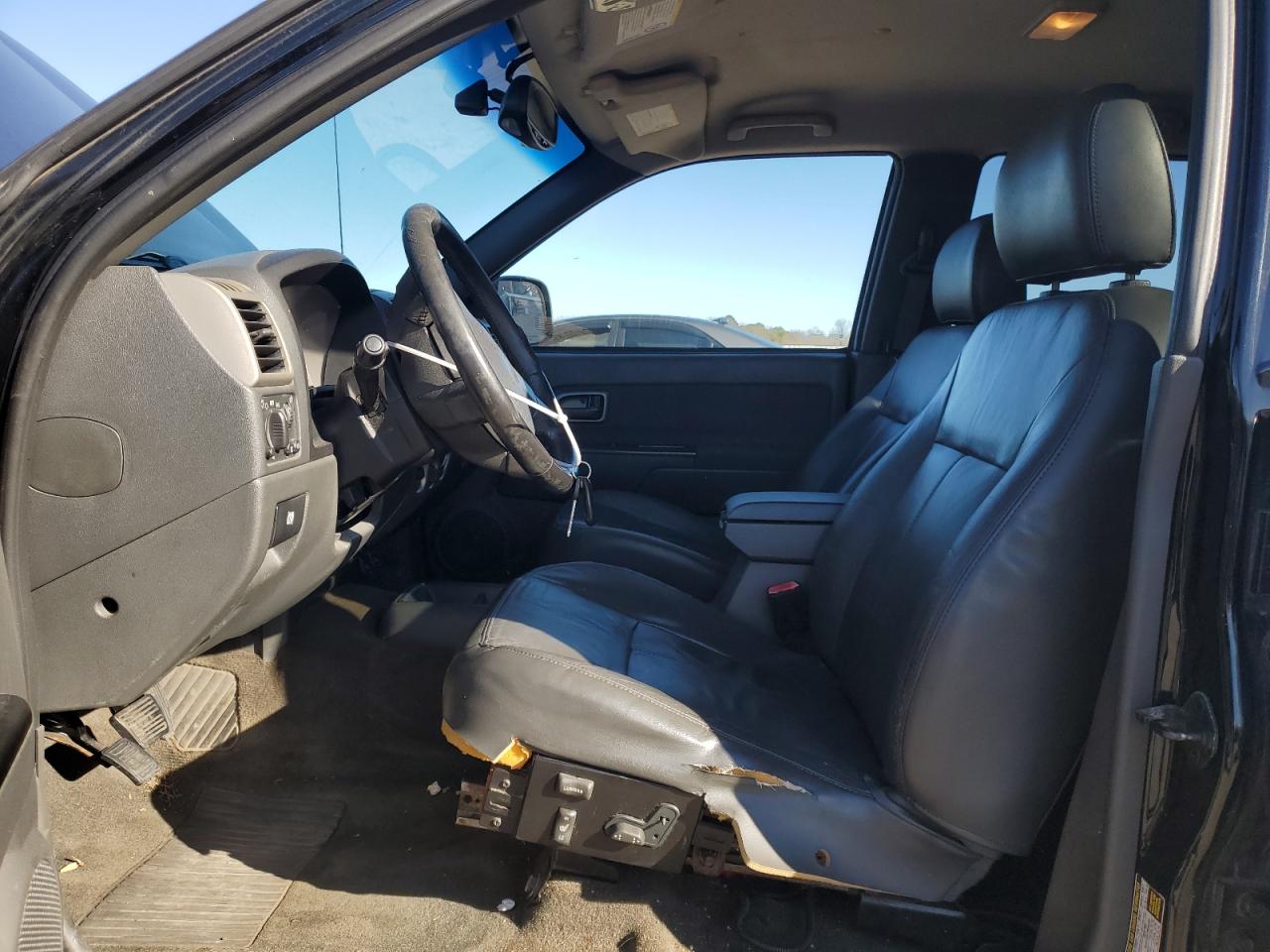 2005 GMC Canyon VIN 1GTDT136158144194 Copart auction photo, side / rear end damage thumbnail 7