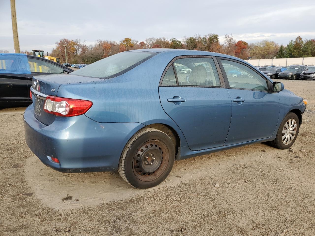 2012 Toyota Corolla VIN 5YFBU4EE7CP063471 Copart auction photo, front end damage thumbnail 3