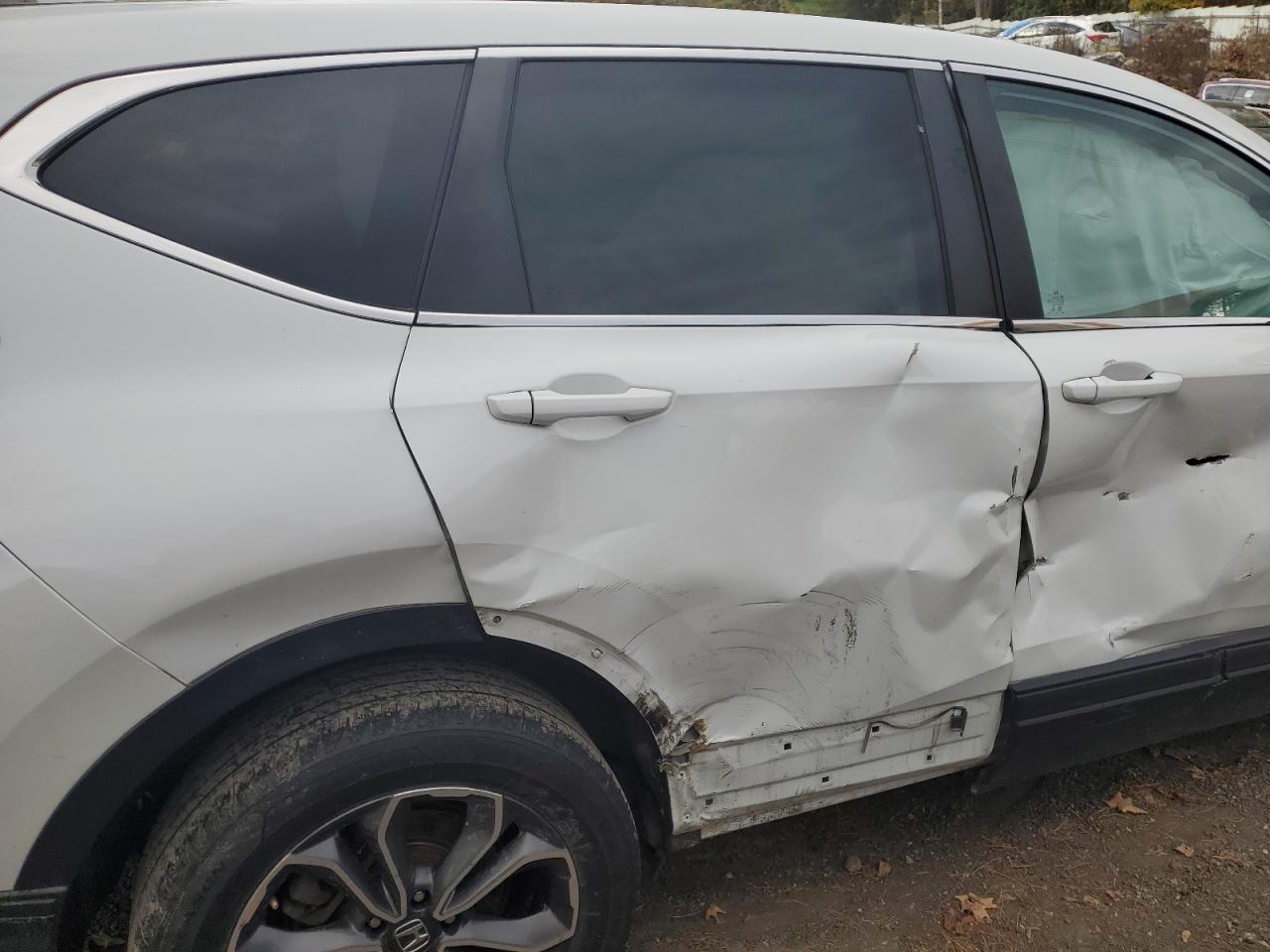 2020 Honda CR-V VIN 2HKRW2H58LH662949 Copart auction photo, side / front end damage thumbnail 11