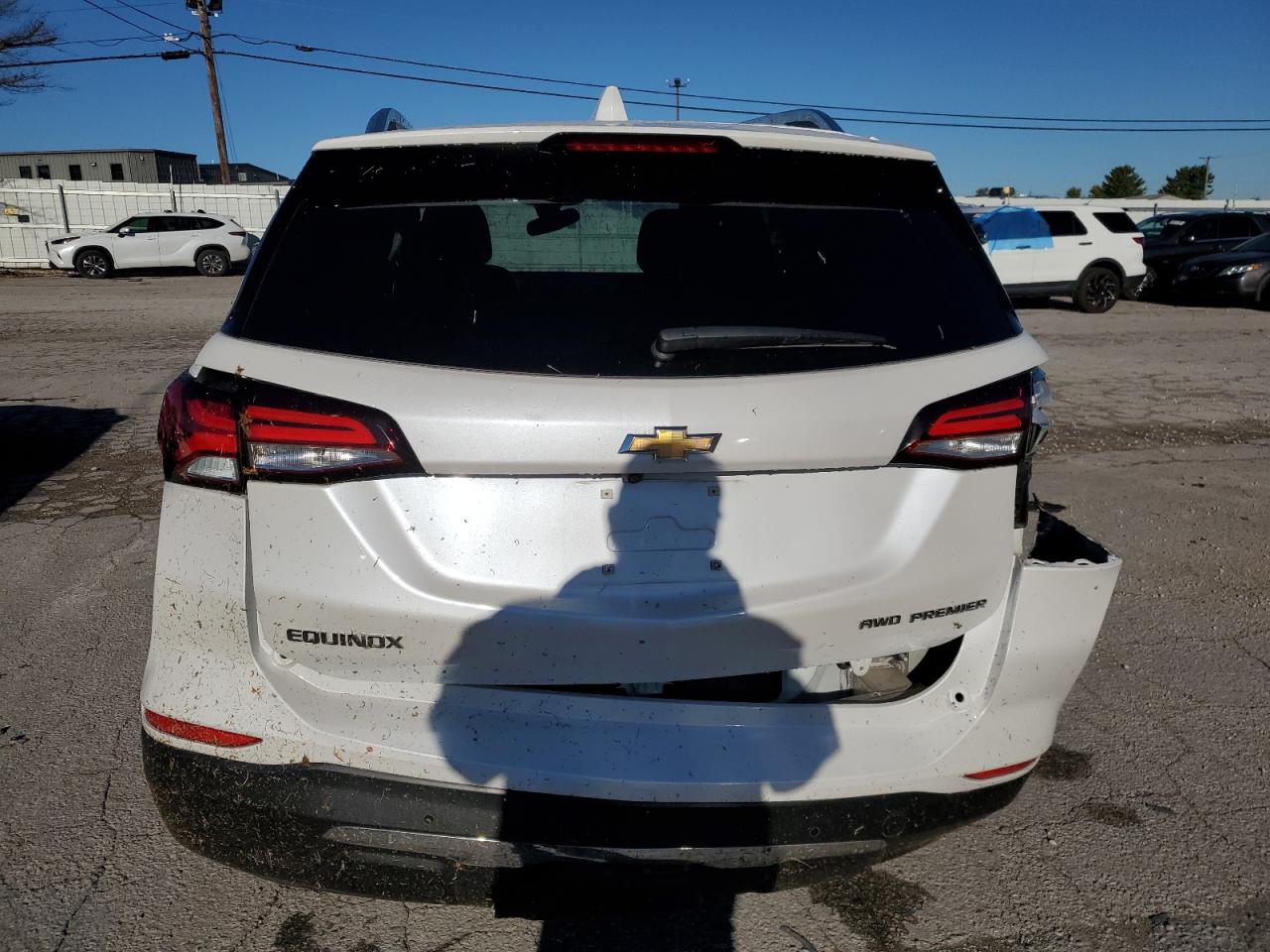 2022 Chevrolet Equinox VIN 3GNAXXEVXNS195593 Copart auction photo, rear end / side damage thumbnail 6