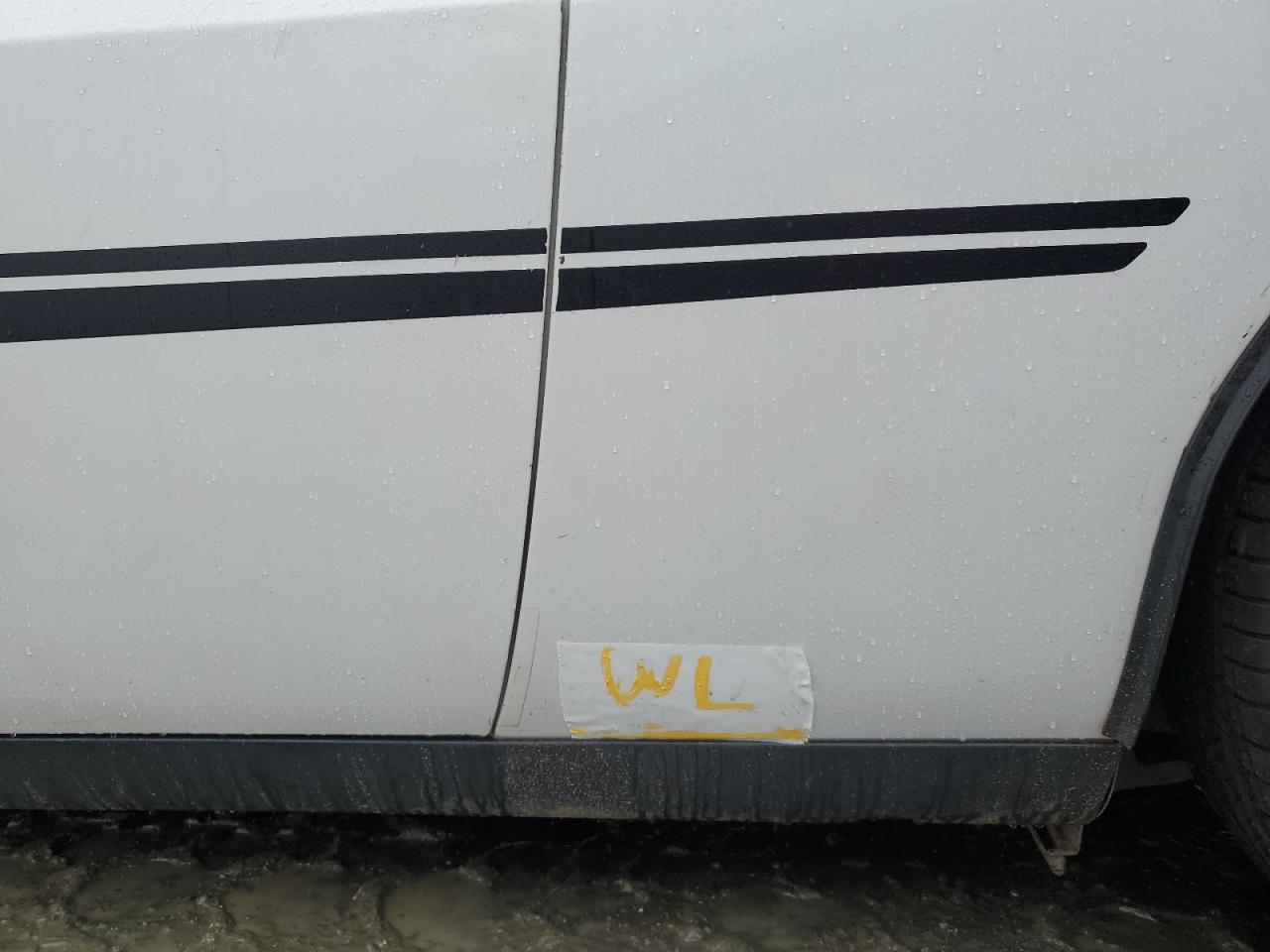 2015 Dodge Challenger VIN 2C3CDZBT6FH894916 Copart auction photo, water/flood / minor dent/scratches damage thumbnail 12