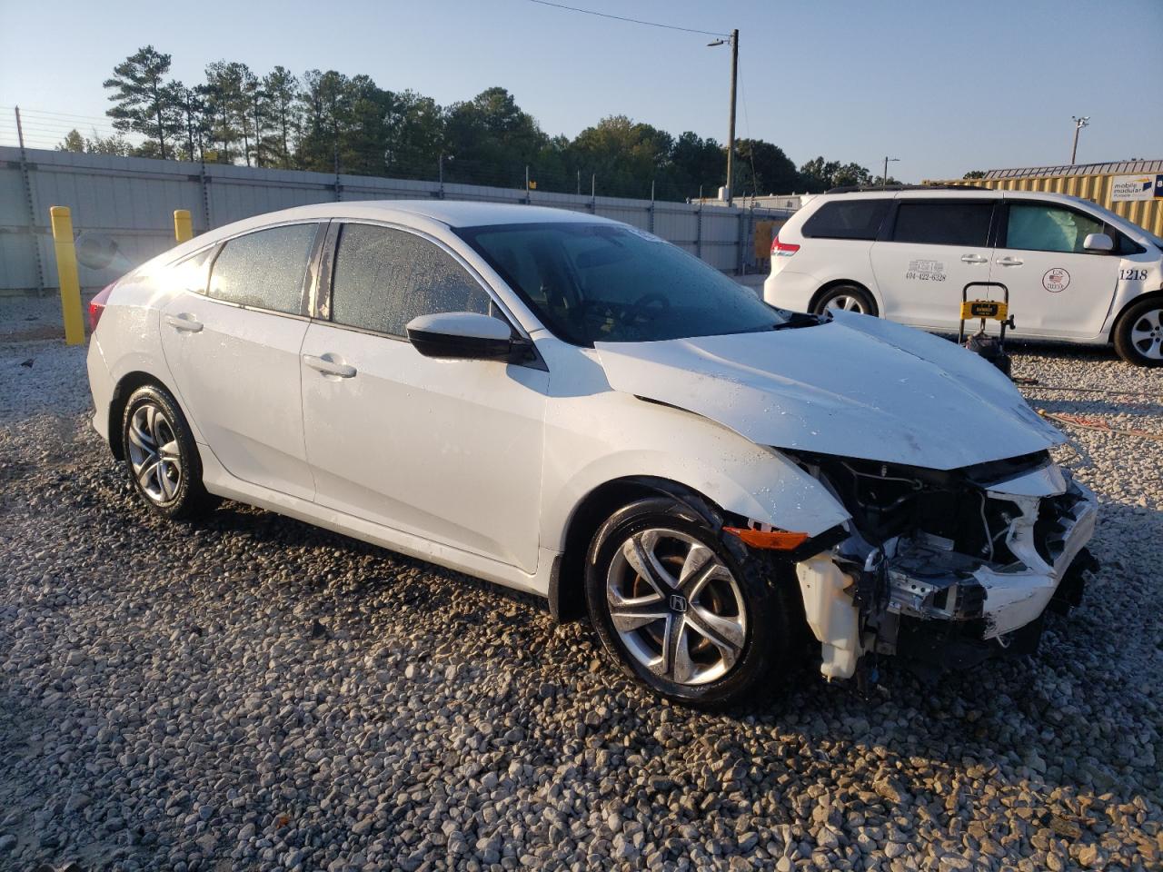 2017 Honda Civic VIN 19XFC2F56HE015315 Copart auction photo, front end damage thumbnail 4