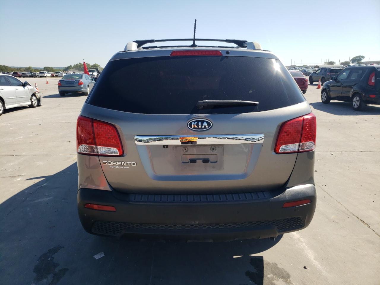 2012 KIA Sorento VIN 5XYKT3A67CG300976 Copart auction photo, hail damage thumbnail 6