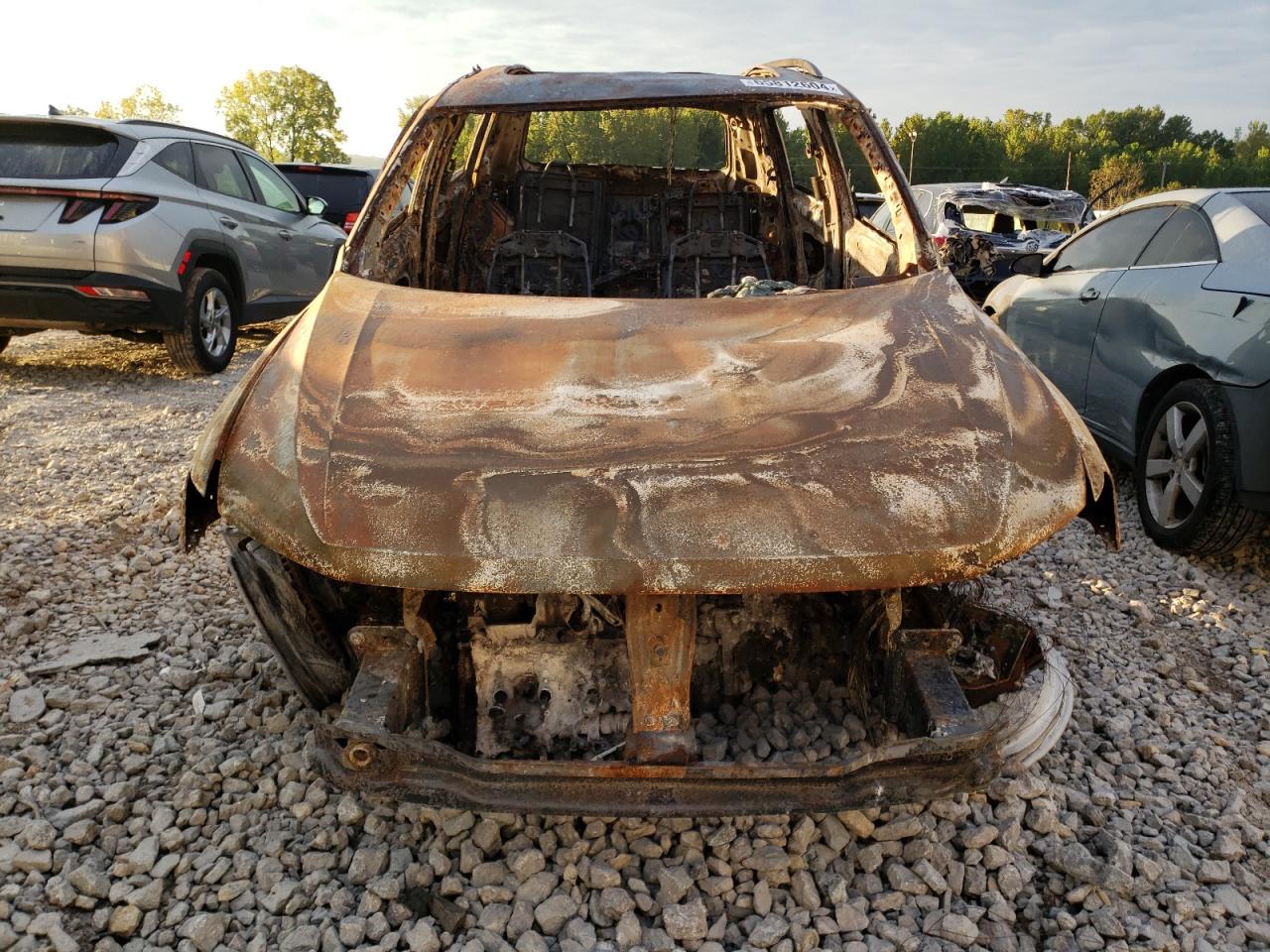 2018 Volkswagen Tiguan VIN 3VV4B7AX4JM174637 Copart auction photo, burn damage thumbnail 5