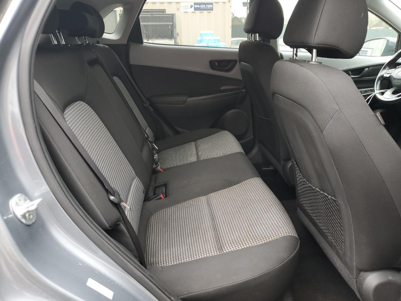 2020 Hyundai Kona VIN KM8K22AAXLU402672 Copart auction photo, front end / minor dent/scratches damage thumbnail 11