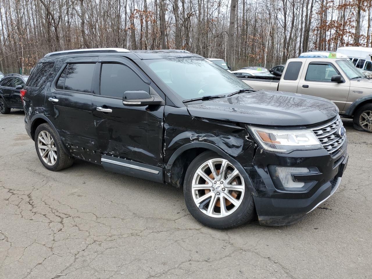 2017 Ford Explorer VIN 1FM5K8F84HGC33227 Copart auction photo, all over / minor dent/scratches damage thumbnail 4