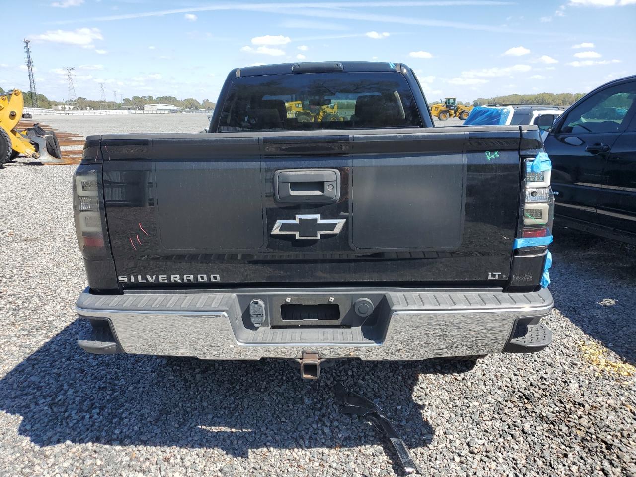 2015 Chevrolet Silverado VIN 1GCRCREC5FZ310445 Copart auction photo, side / rear end damage thumbnail 6