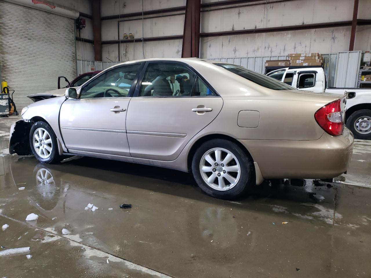 2002 Toyota Camry VIN 4T1BE32K72U023129 Copart auction photo, front end damage thumbnail 2